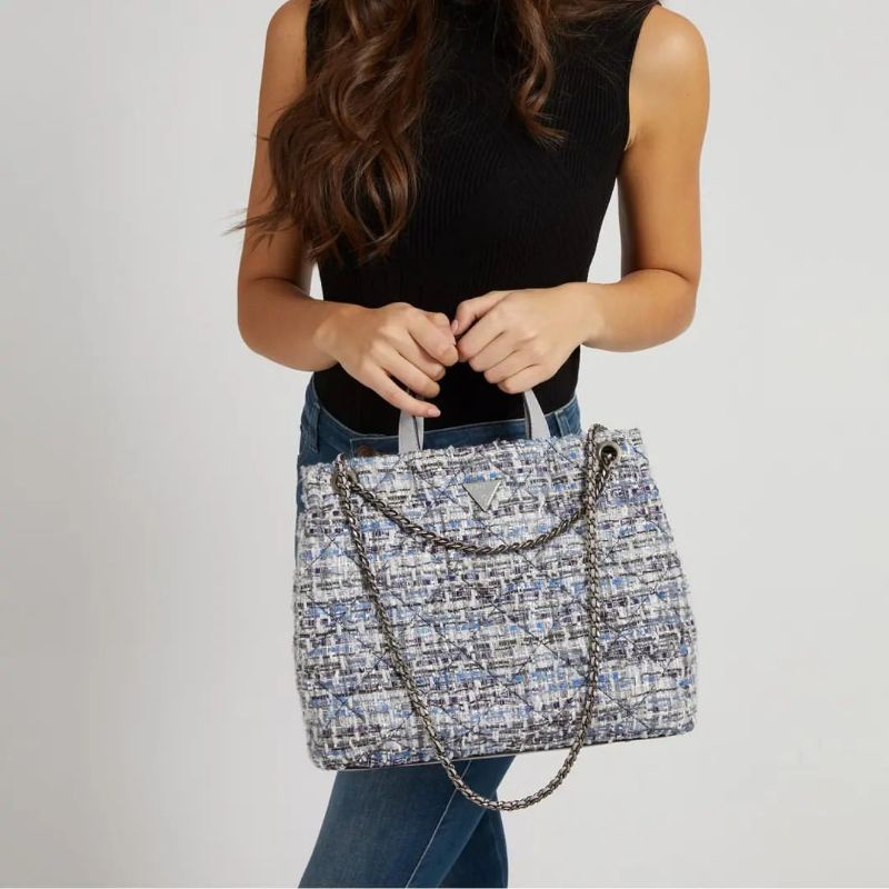 8.8 SALE | GUESSS Cessily Girlfriend Shopper Tote