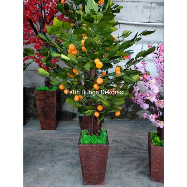 Pohon jeruk plastik