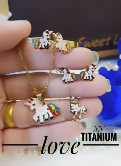 Titanium set perhiasan anak 3007k