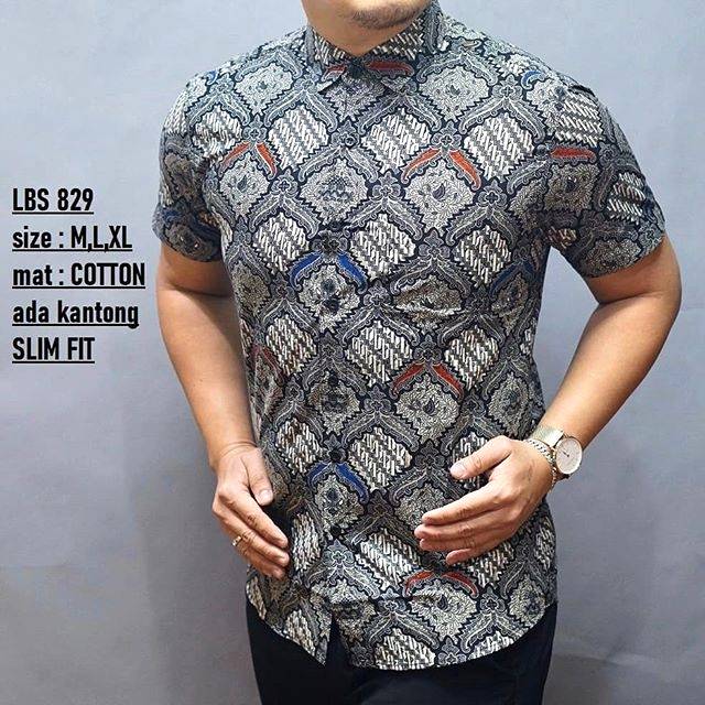 LBS 829 HEM KEMEJA BATIK PRIA SLIM FIT LENGAN PENDEK LUIGI BATANI