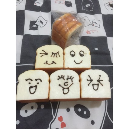 Squishy Roti Tawar Emoticon Toast Jumbo