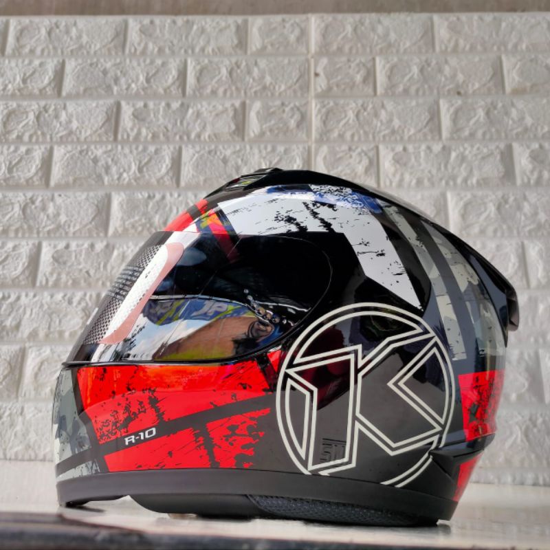 Helm KYT R10 Seri 3 Red