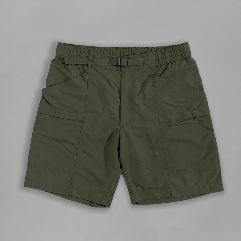 Nylon geared short Pants Uniqlo belted Green