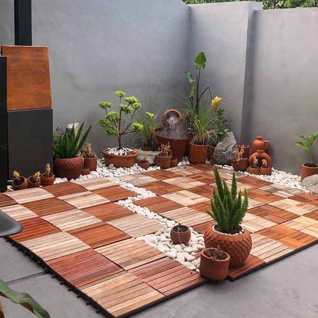 Mitra Loka Ubin Lantai Kayu Decking Tile 30 x 30cm Outdoor Indoor Full Vurnish Pernis Alas Lantai Pe