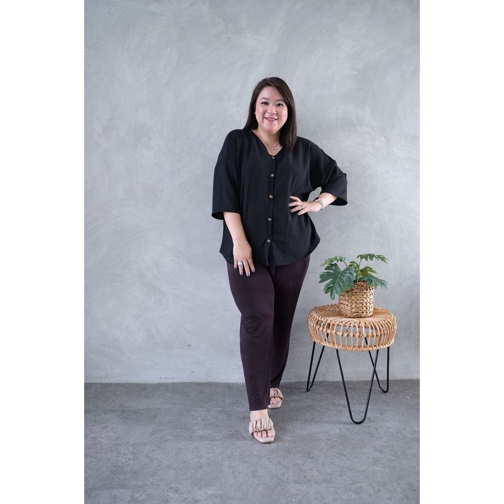 1759 HARU ATASAN JUMBO 3XL - 4XL BIGSIZE XXXL - XXXXL BLOUSE WANITA LD 132 - 140 BLUS BIG SIZE MURAH-BLACK