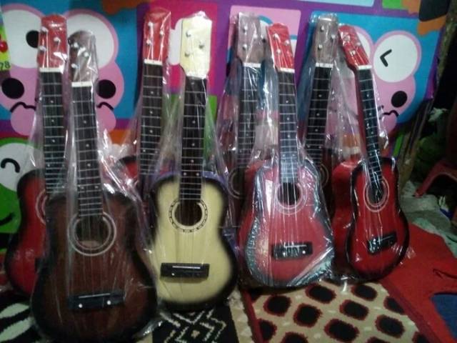 Gitar mainan ukulele murah senar 3