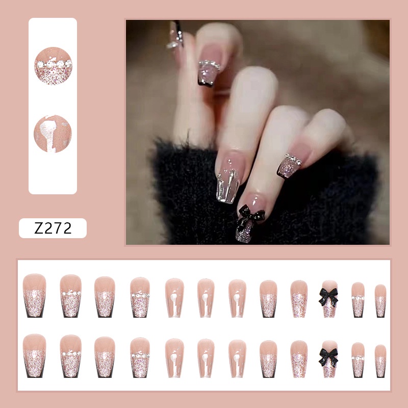 24pcs / Kotak Kuku Palsu Desain Kupu-Kupu Hitam Aksen Berlian Imitasi Glitter Silver Untuk Dekorasi Nail Art