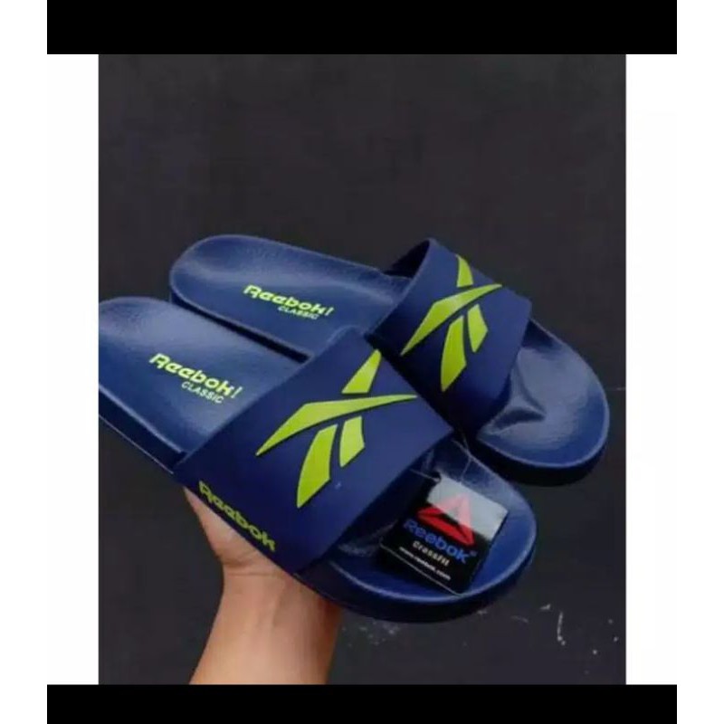 Sandal pria slip on Reebok