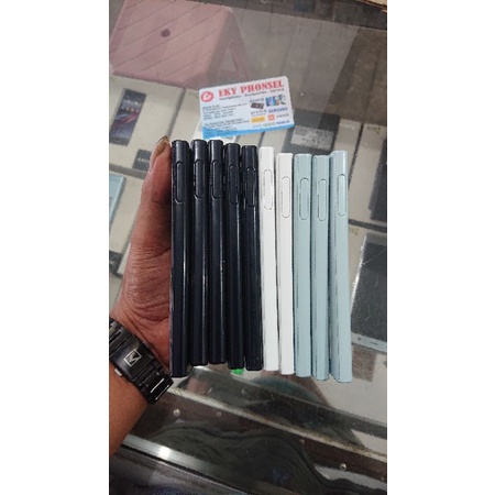 Sony Xperia X Compact