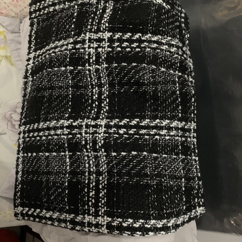 Preloved Rok Size XL