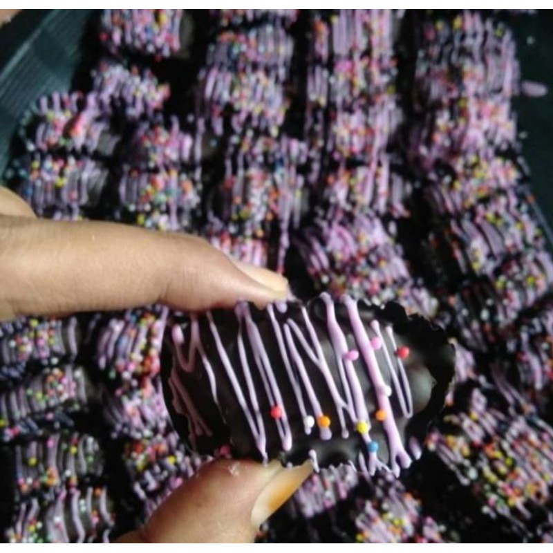 

New Parcel Lebaran Kue Kering Cokusi Homemade