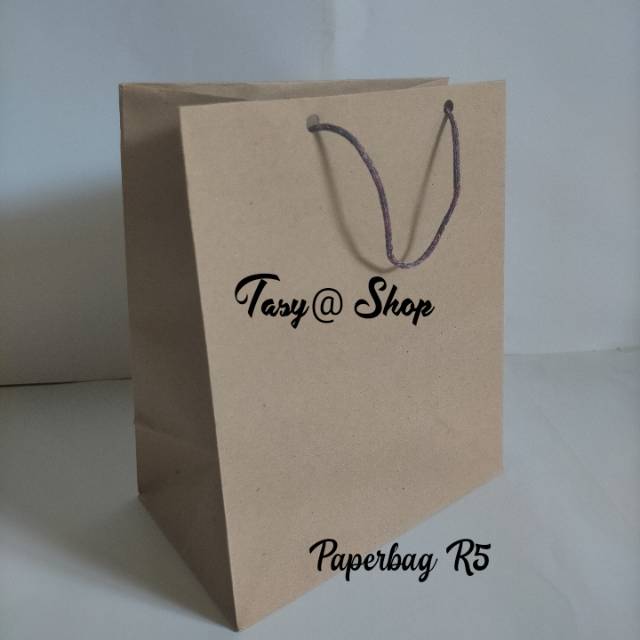 

Paper bag TAS KERTAS polos ukuran 18x10x22