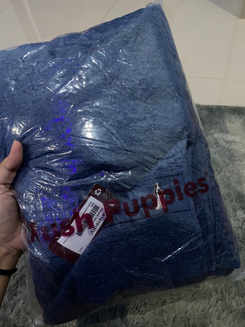 Handuk Mandi Hush Puppies Original 70 X 135 Cm