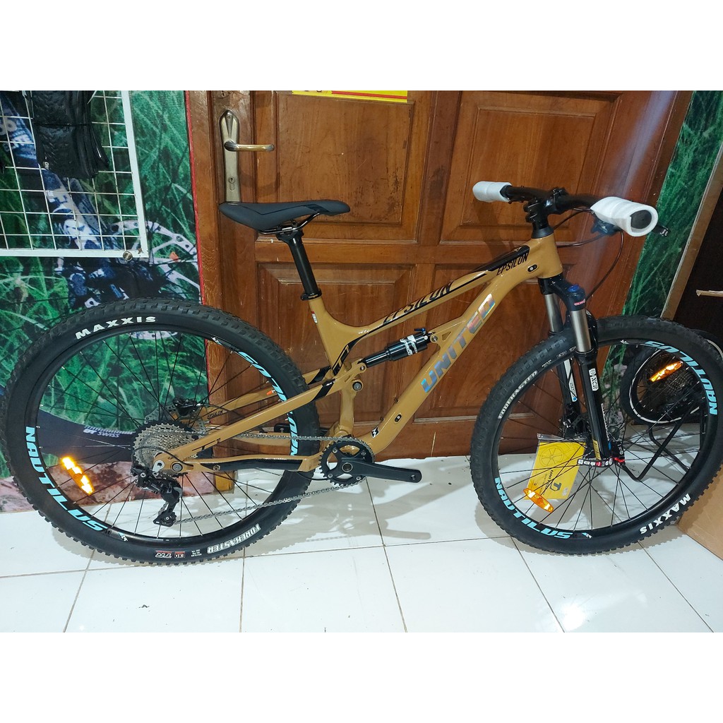 Sepeda mtb 29 inch united epsilon t1