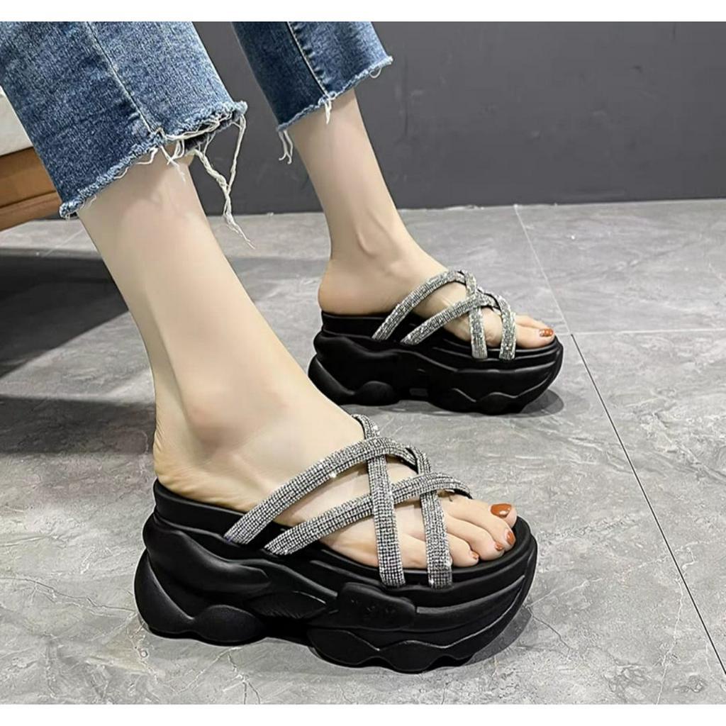 DCAL SANDAL TALI WANITA AP20