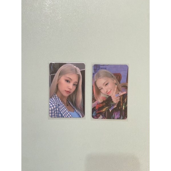 [booked] photocard yeji not shy withfans