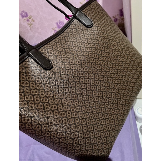 Buttonscarves Izzy Bag preloved