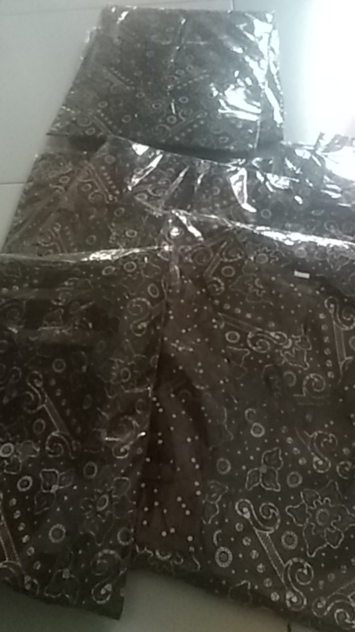 Batik Couple Keluarga Sania Ruffle Ori Ndoro Jowi Dnt Mataram