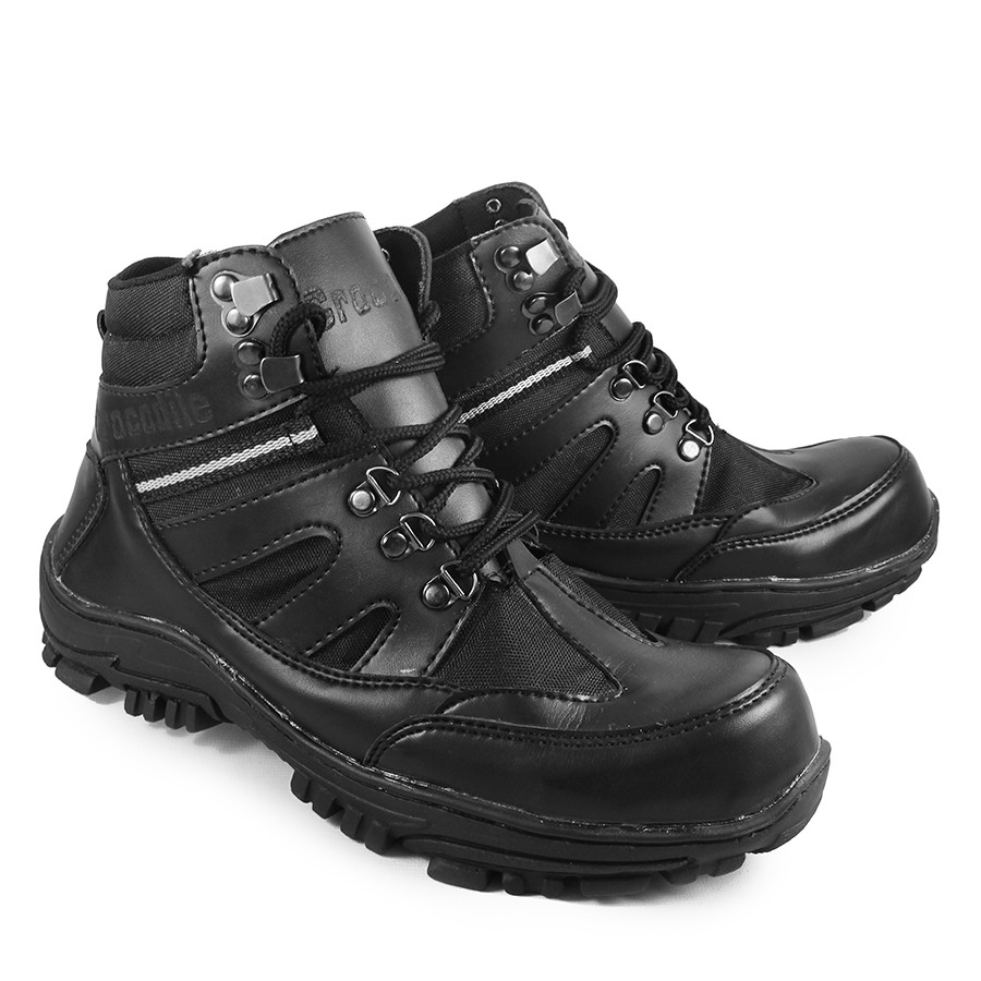 SSR - Sepatu Boots Safety Pria Crocodile Armor Bots Hitam Sefti Ujung Besi Kerja Tracking Outdoor