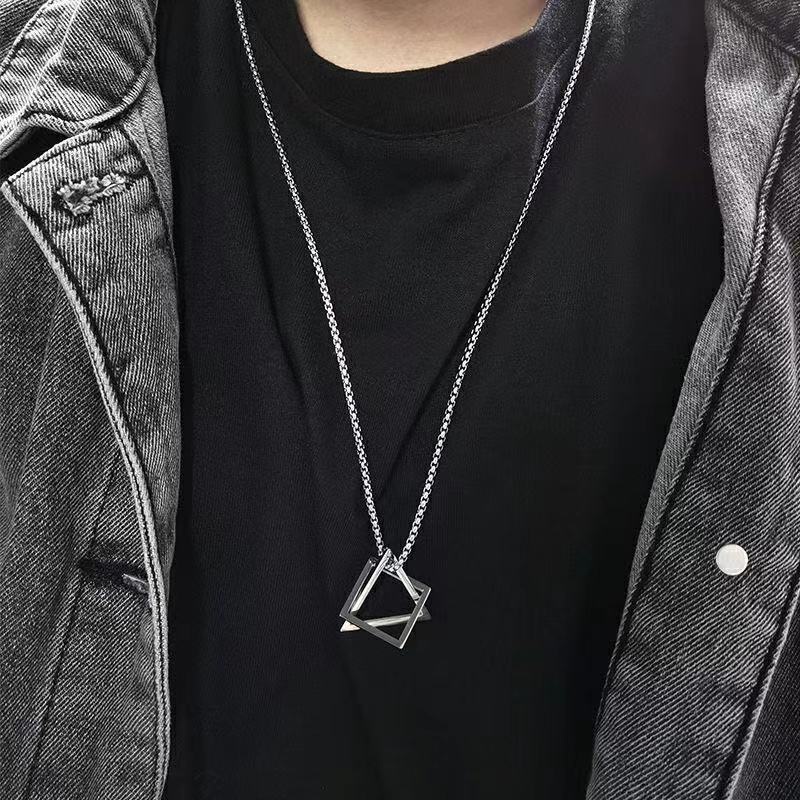 Kalung Rantai Panjang Desain Geometris Bahan Stainless Steel Warna Hitam Silver Gaya Hip Hop Untuk Pasangan