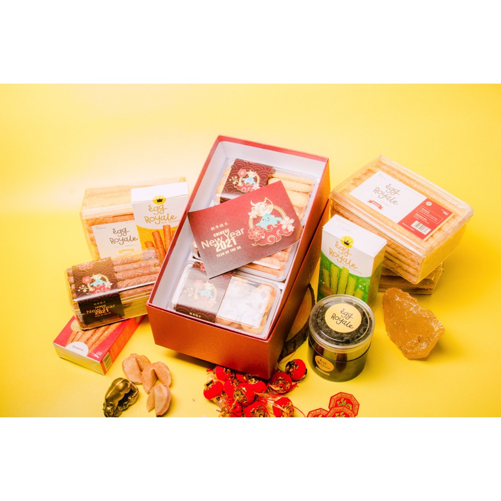Premium Parcel Royale Foods Chinese New Year Kue Kering Hampers Egg Royale Parsel Imlek GiftBox