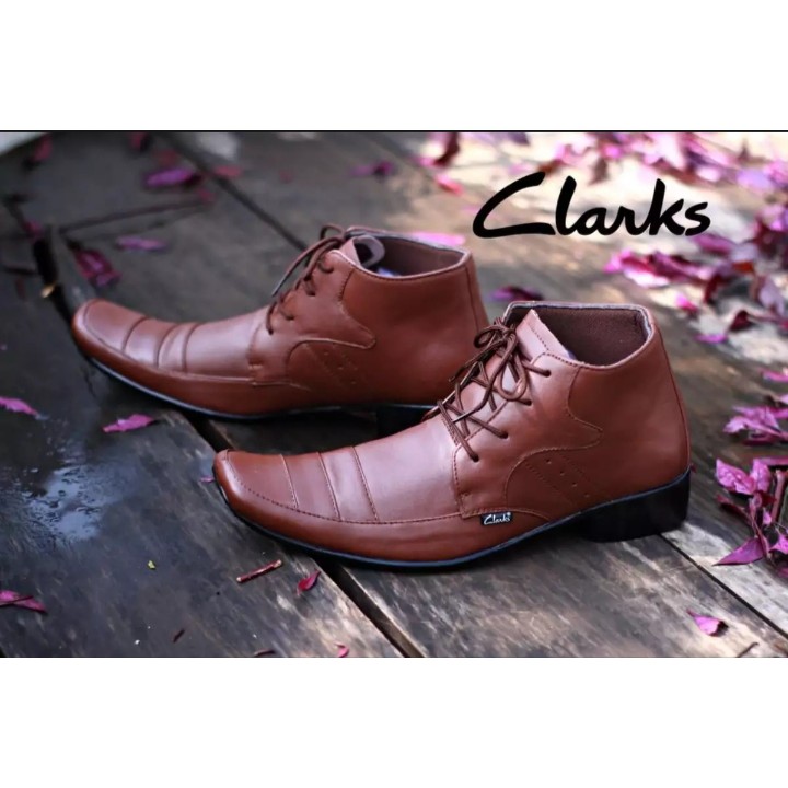 Sepatu Kulit Pria Clarks Racing Brown Boots Casual Kerja Kantor formal sepatukulitpria pantofel