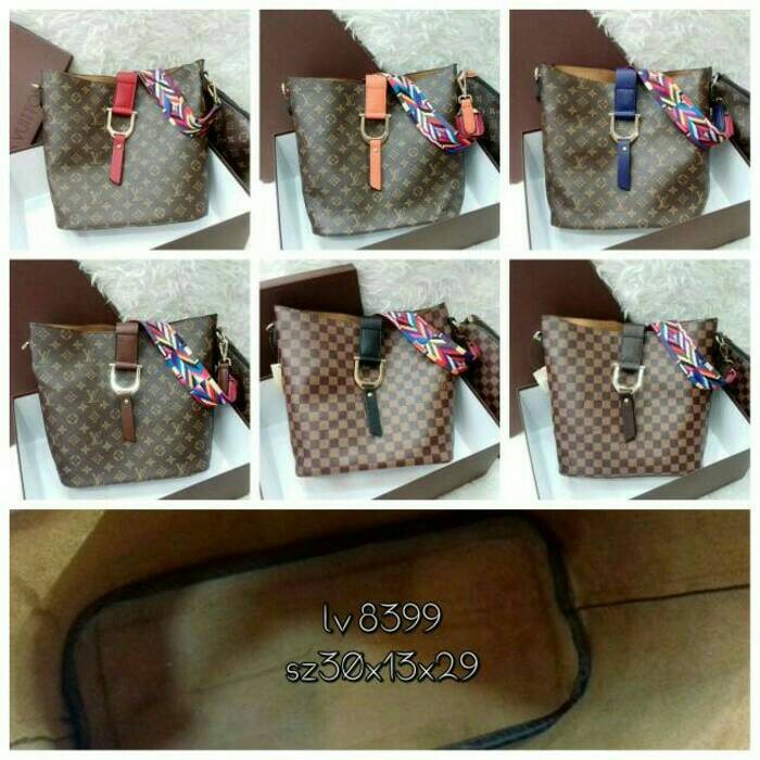 TAS LV HOBO 8399 BAG IN BAG STRAP