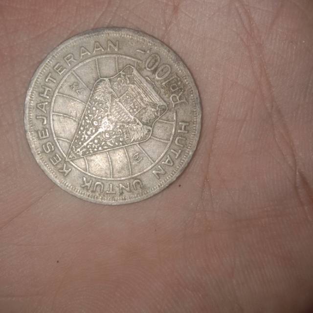 Koin Lama Barang antik 100 rupiah tahun 1978