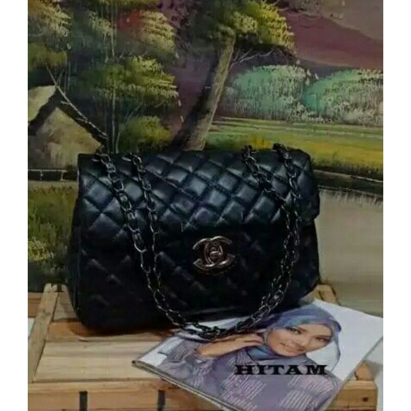 Tas SL Yuni Shara Sedang