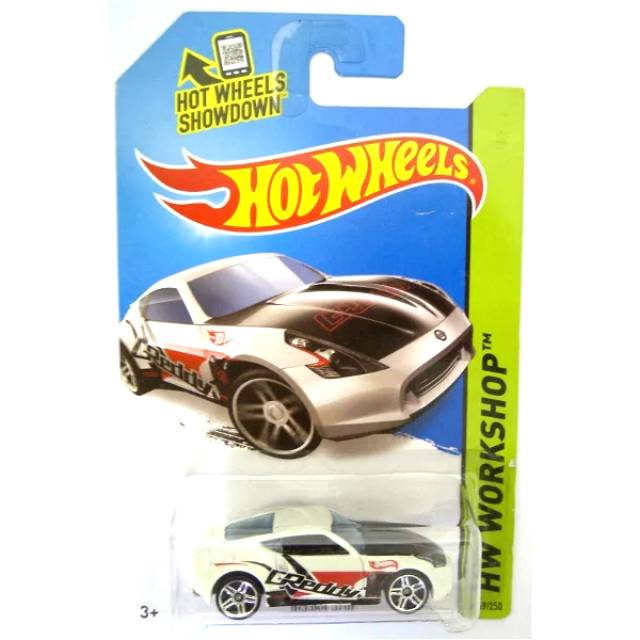 Hotwheels nissan 370z putih