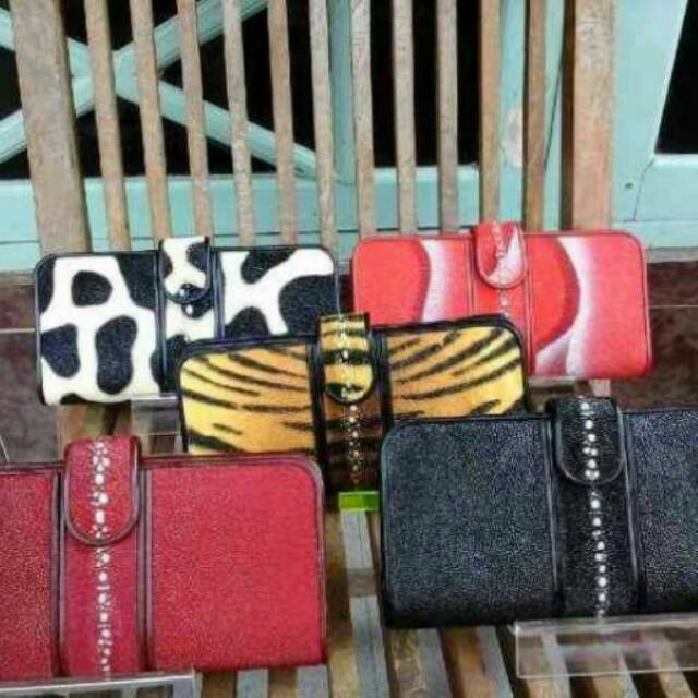 Dompet kulit ikan pari