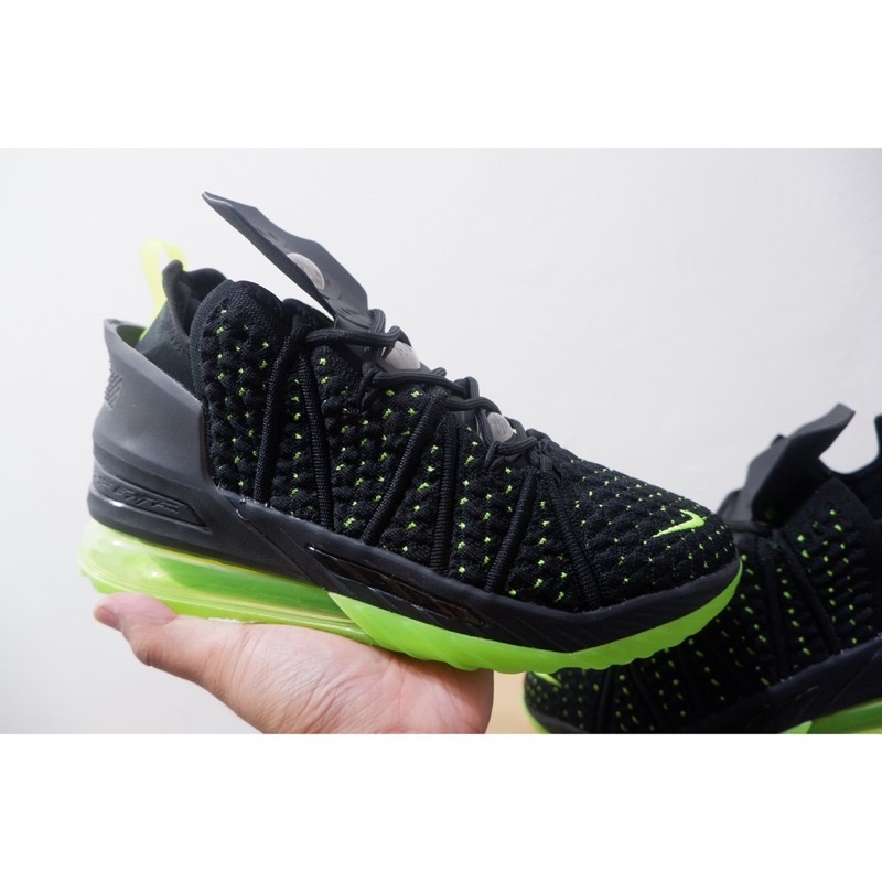 Sepatu Basket NK Lebron 18 High DUNKMAN