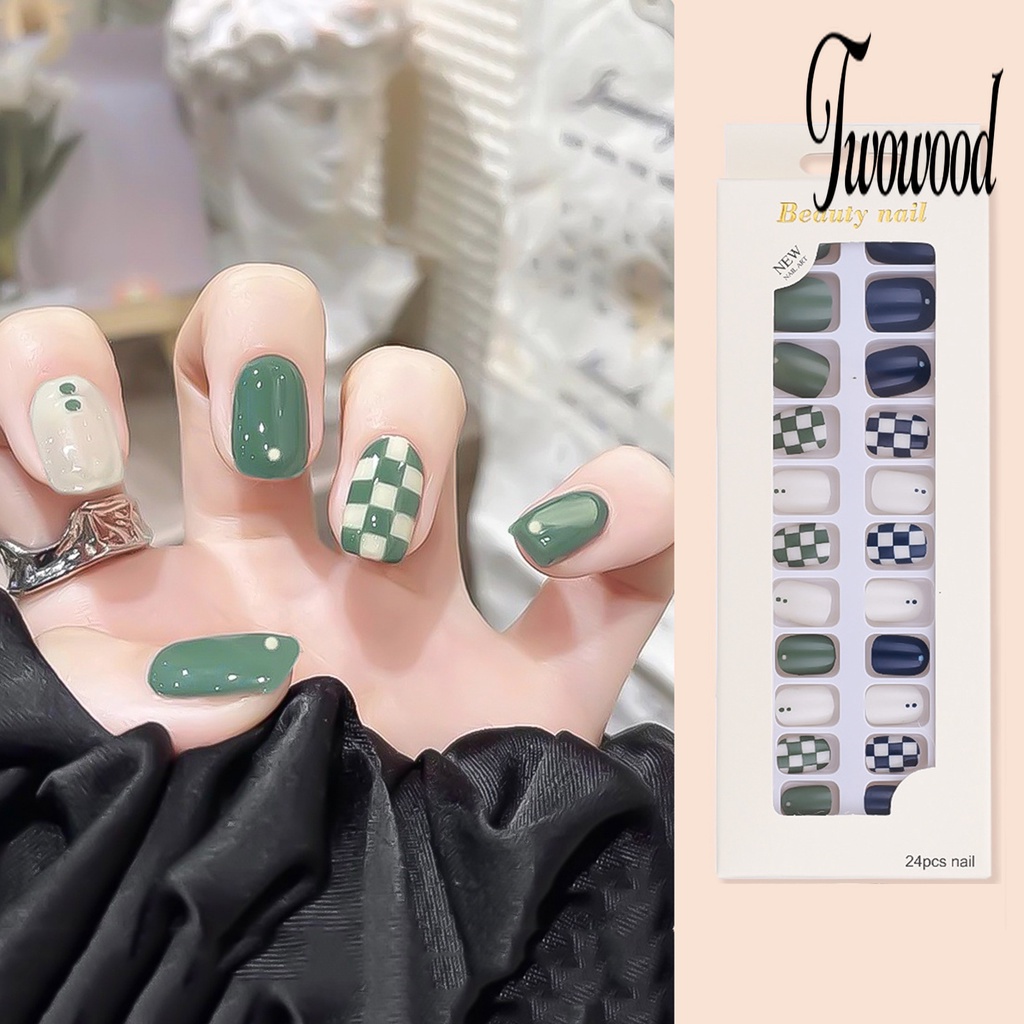 Twowood 1 Set Kuku Palsu Motif Hati Bahan ABS Untuk Manicure / Nail Art DIY