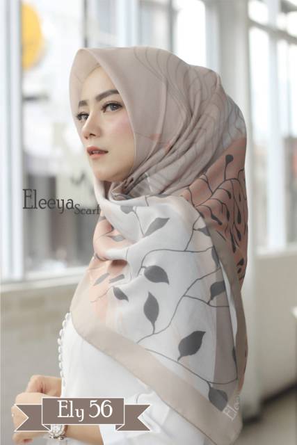 HIJAB SEGIEMPAT MOTIF ELY 56 II Eleeya Scarf