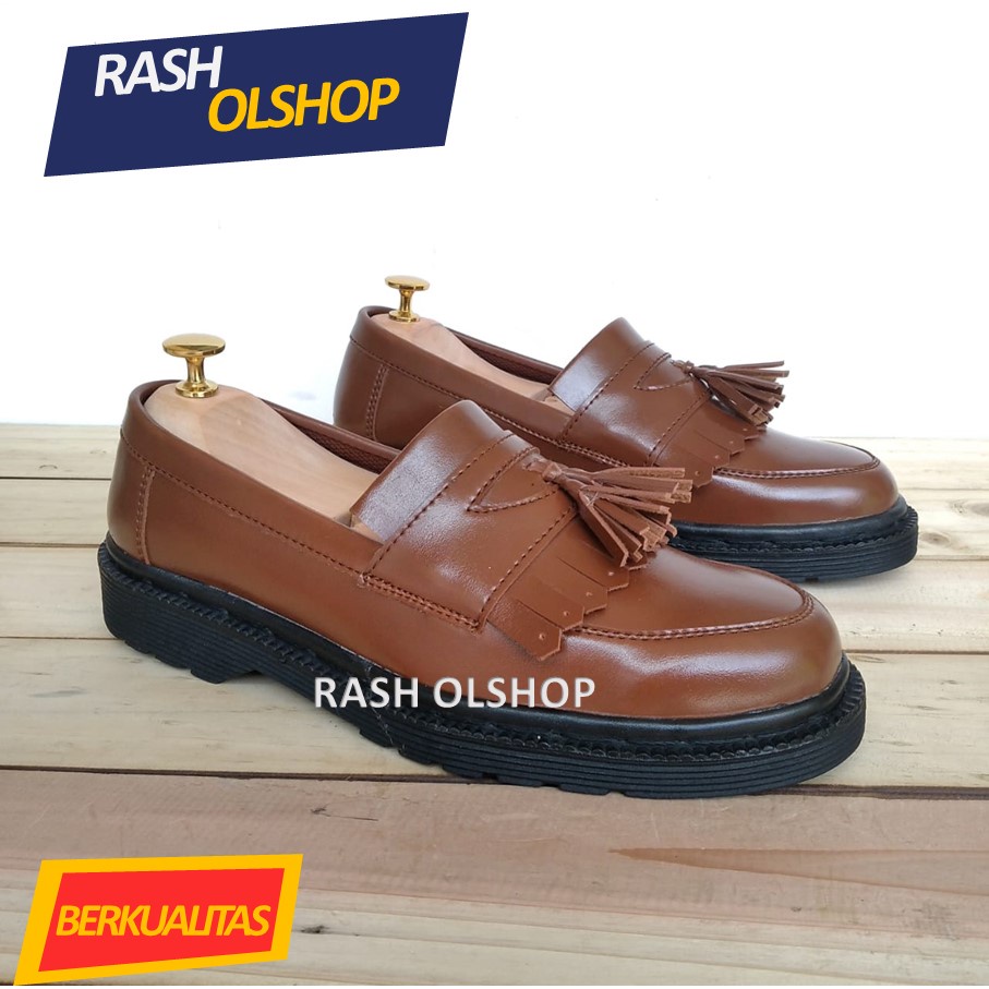 Sepatu Penny Loafer Pria Warna Coklat Model Indian Loafer Pria Coklat Terbaru