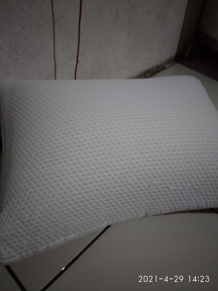 Bantal / Bantal Tidur Hotel / Bantal Memory Foam (pastikan Tidur Anda Nyaman).berkualitas Original.