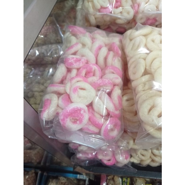 

Arakkeling Besto Manis Khas Pacitan