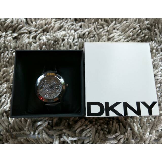 Jam tangan DKNY original - preloved