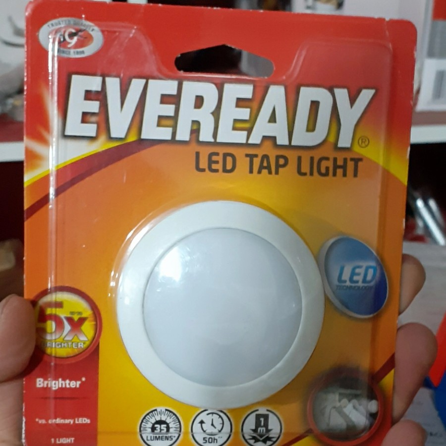 Lampu tempel dinding Eveready TAPR22