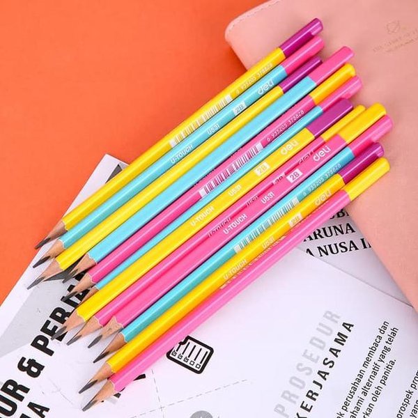 PENSIL 2B KAYU SERUT SEGITIGA TRIANGULAR DELI U531 U-TOUCH WARNA LUCU