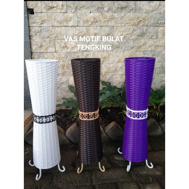 Tempat Payung atau Vas Bunga