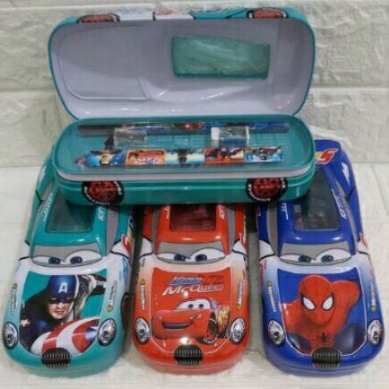 

Tempat pensil mobil karakter set alat tulis / Kaleng pensil mobil set alat tulis 062