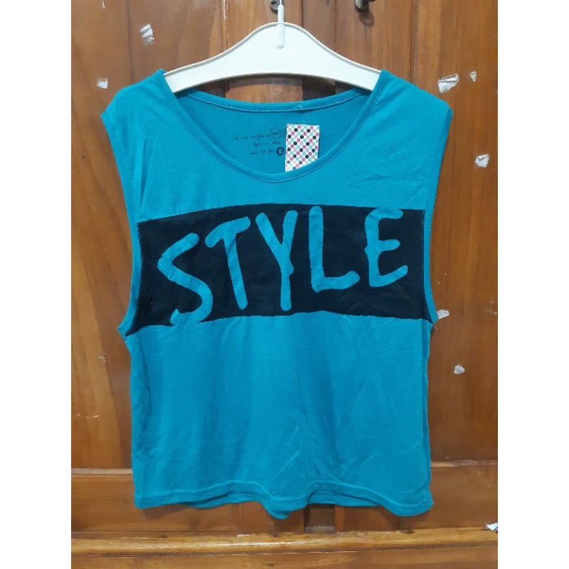 KAOS SINGLET BIRU TOSCA