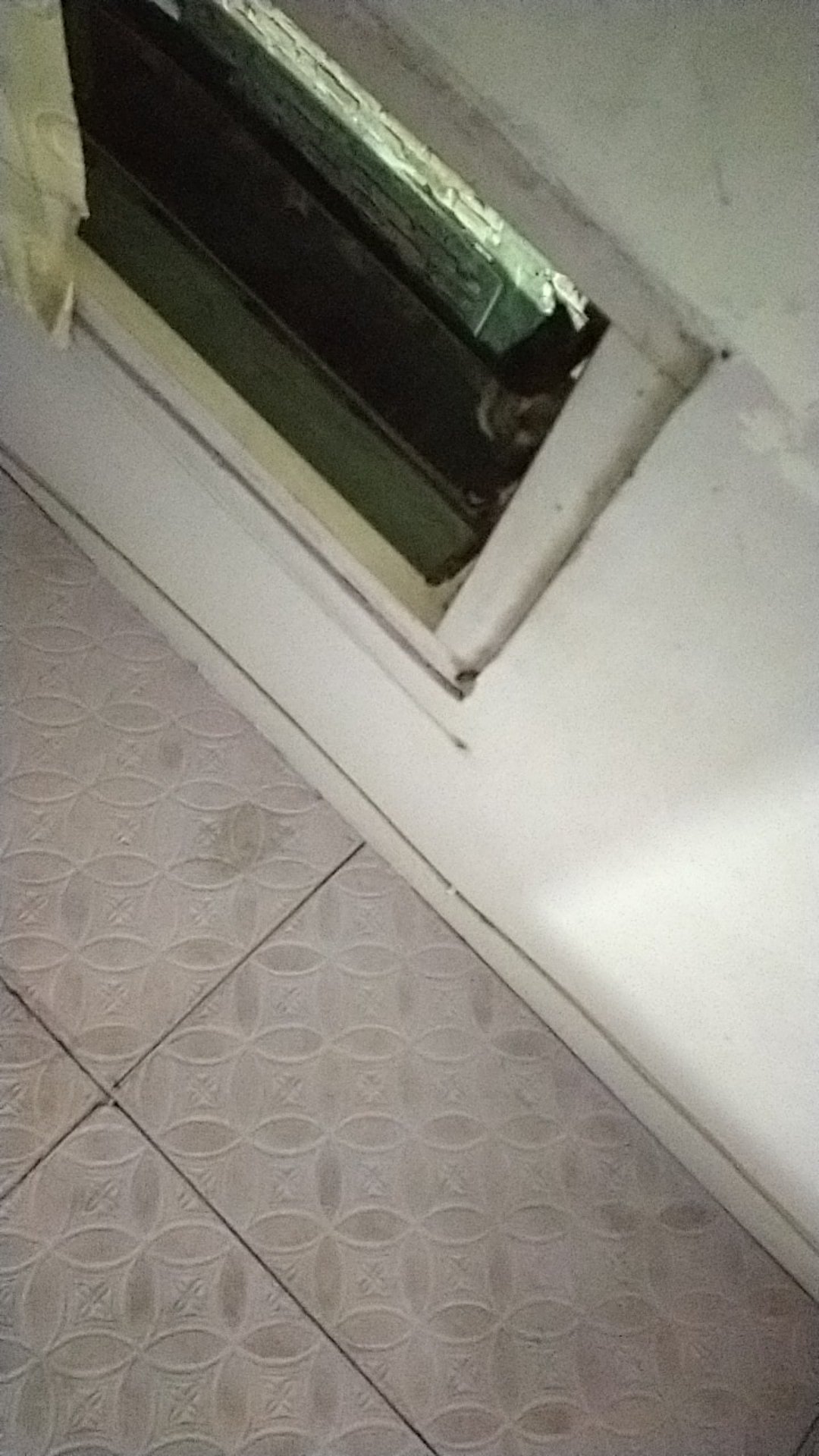 Tatakan Kompor 4 Kaki . Nampan Dudukan Tungku Kompor Gas Kotak