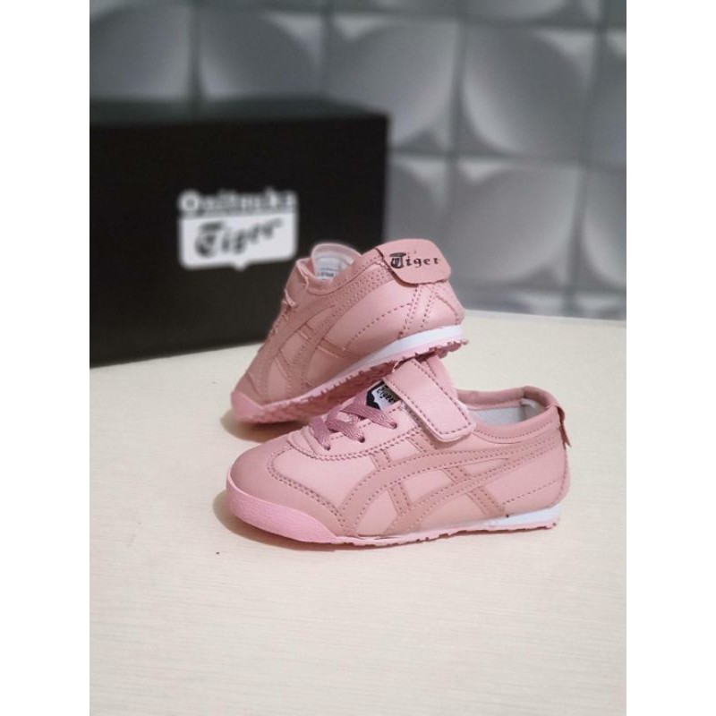 sepatu anak perempuan Perekat Tali Full Pink