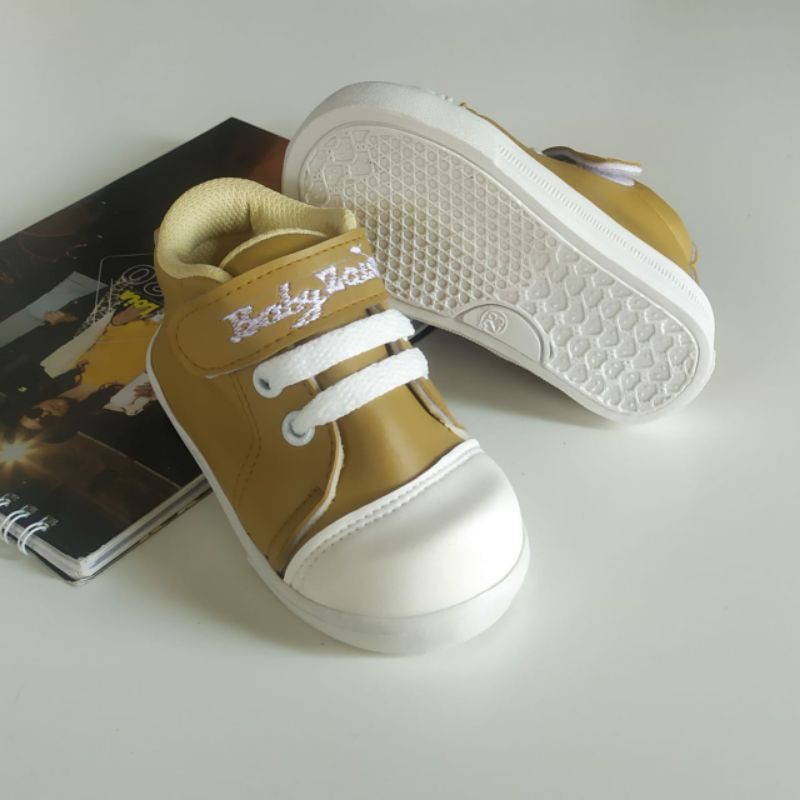 sepatu anak usia 1 s/d 3 tahun/sneaker anak murah/sepatu balita