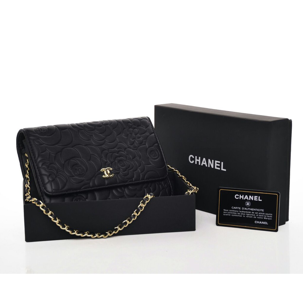 Chanel WOC Camellia