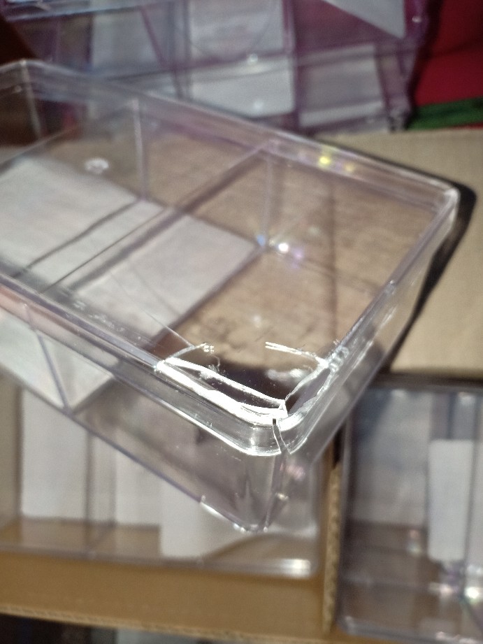 Toples Nuai Persegi Panjang Sekat 3 Nuai Sn 738 (500gr)