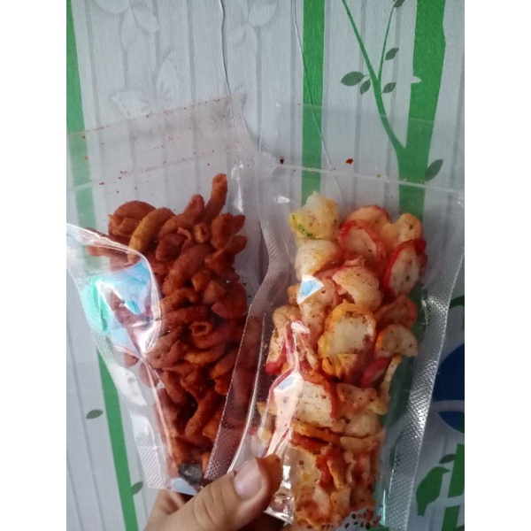 

Seblak Kencur dan Makaroni daun jeruk Kemasan Kecil