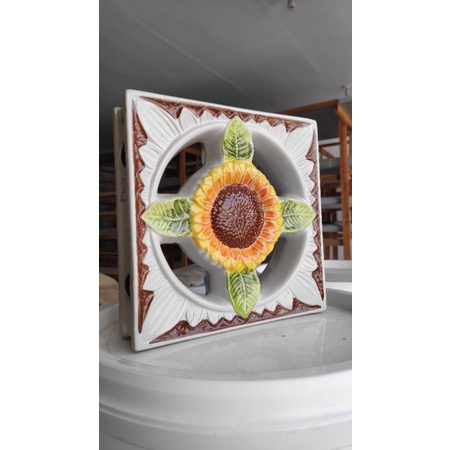 Loster keramik 20 x 20 bunga matahari - Sun Flower